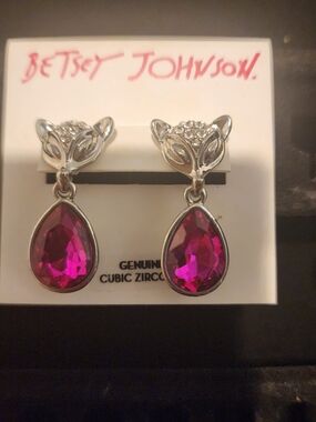 Betsey Johnson Silver Fox Earrings with Fuchsia Teardrop Stones